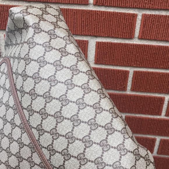 Authentic Gucci Vintage Tote - Picture 9 of 12